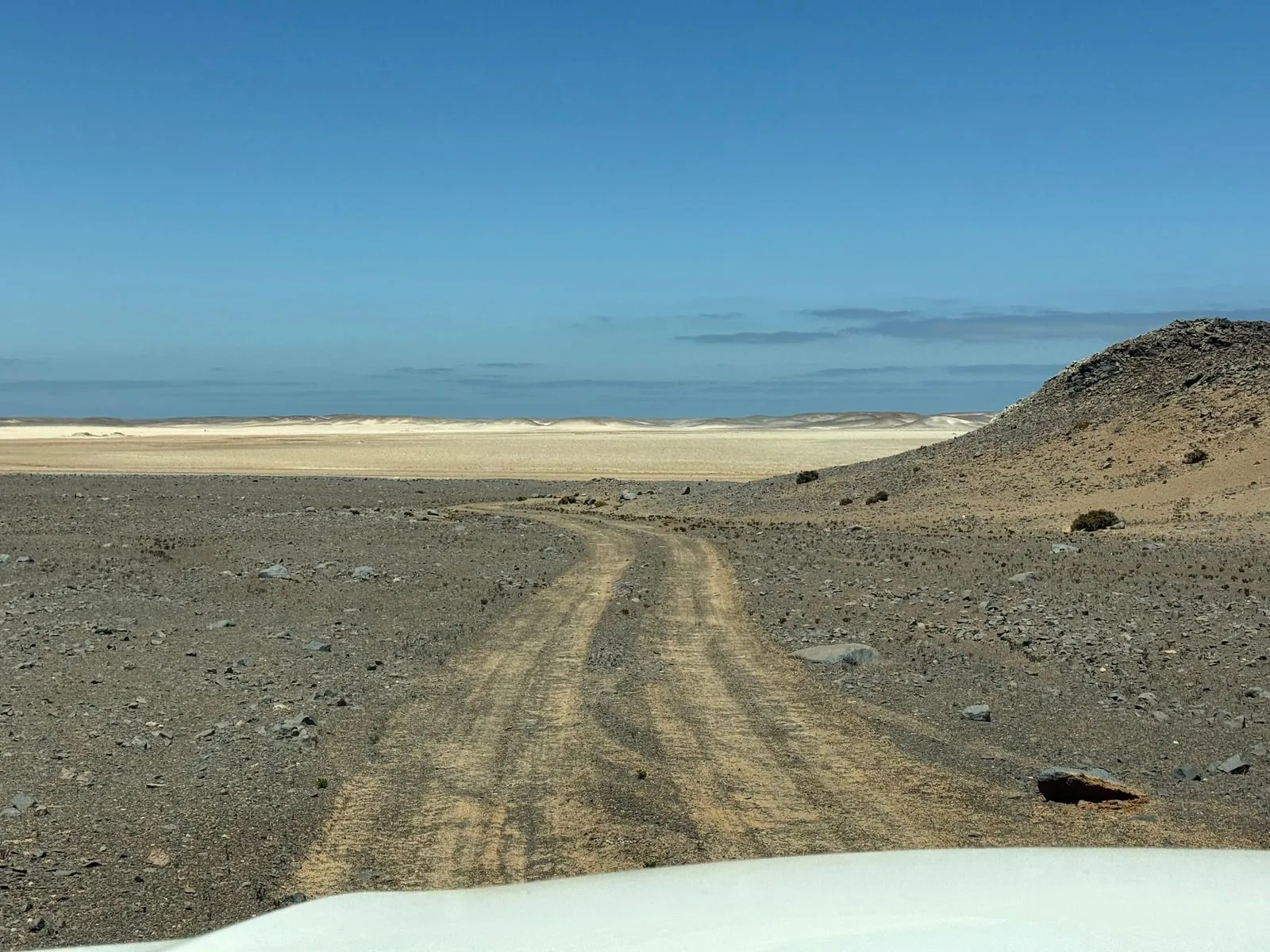 Pickup 4x4 su strada sterrata namibiana